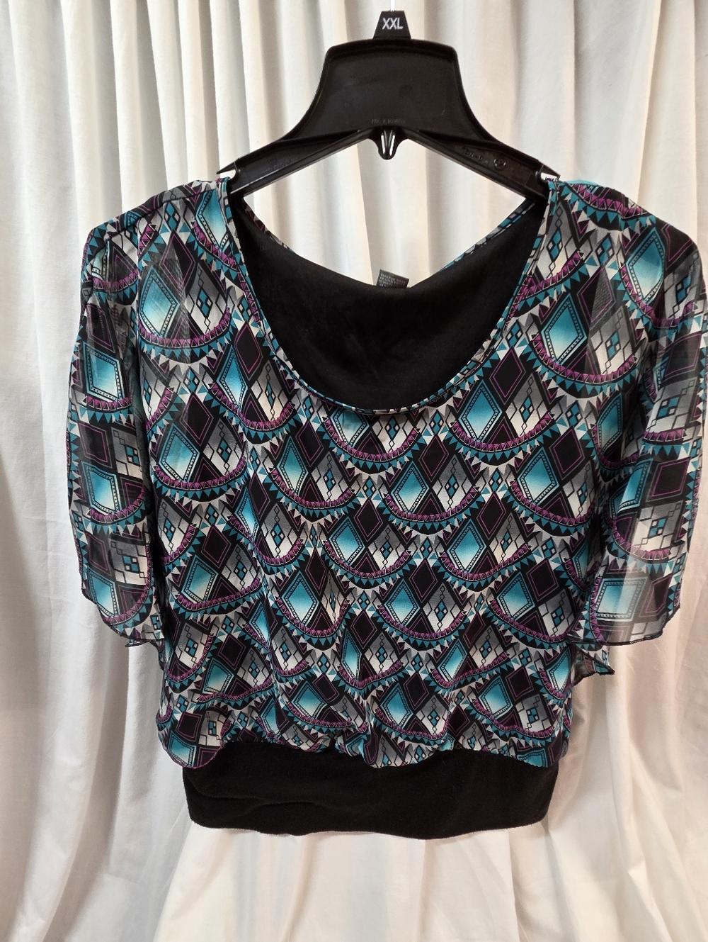 Dots Geometric Scoop-Neck Blouse in Teal, Black & Purple